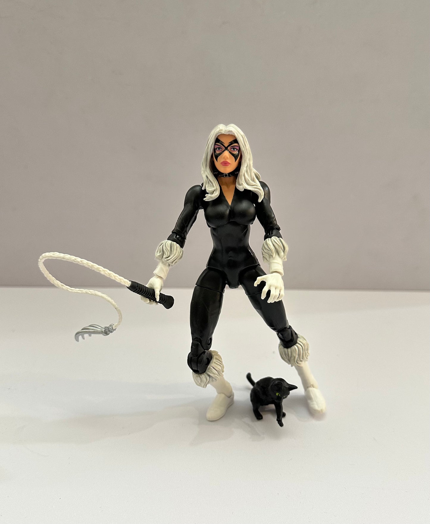 Marvel Legends Retro Black Cat